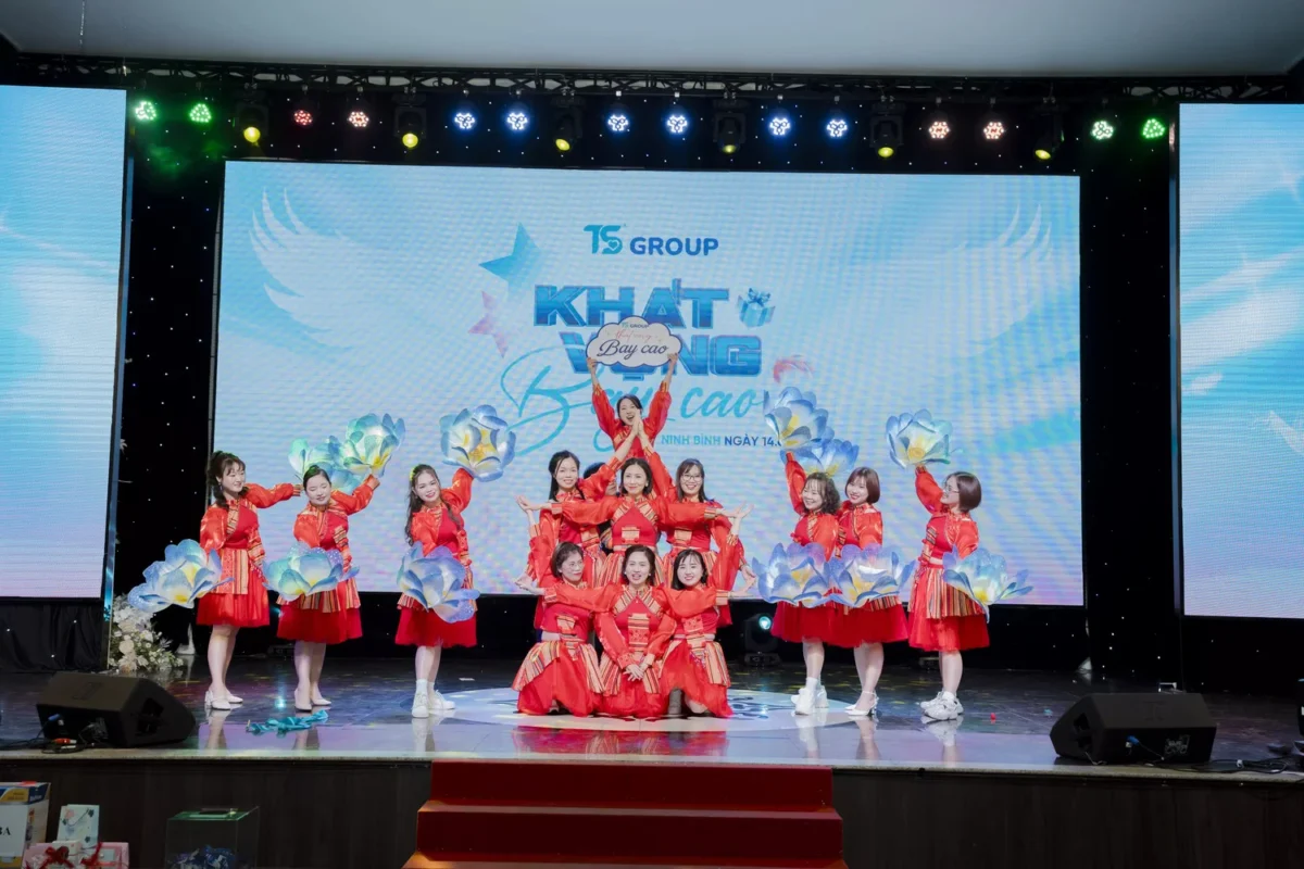 Chào xuân 2025: Bắt đầu hành trình không ngừng nghỉ