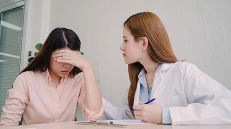 Cách cân bằng sức khỏe sinh sản cho nữ công nhân làm ca đêm