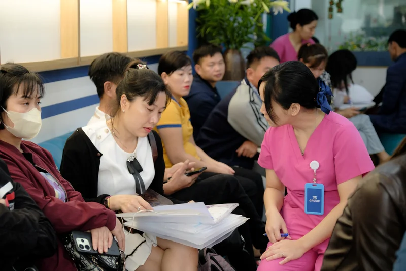 Từng thất bại IVF, nhiều cặp đôi bắt đầu lại với tư duy “hiểu cơ thể – đón con tự nhiên” như thế nào